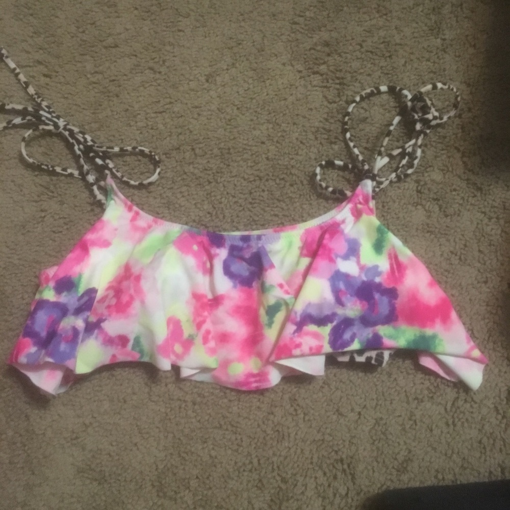 PINK Victoria’s Secret bathing suit top